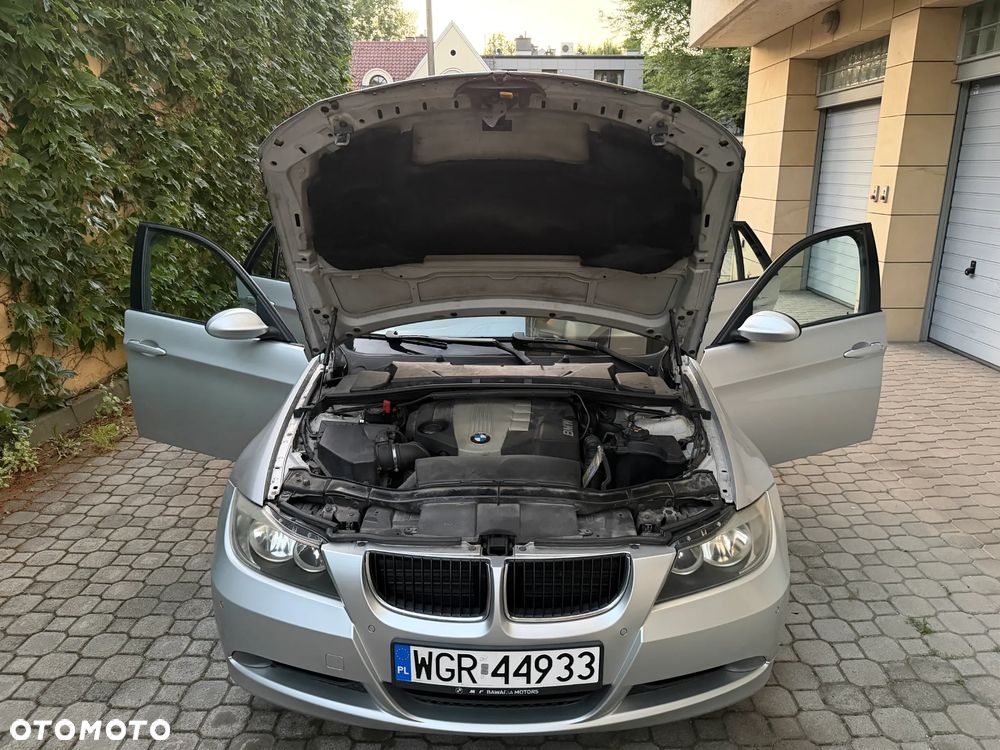BMW Seria 3 320d DPF - 18