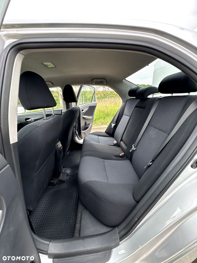 Toyota Corolla 1.6 Premium - 15
