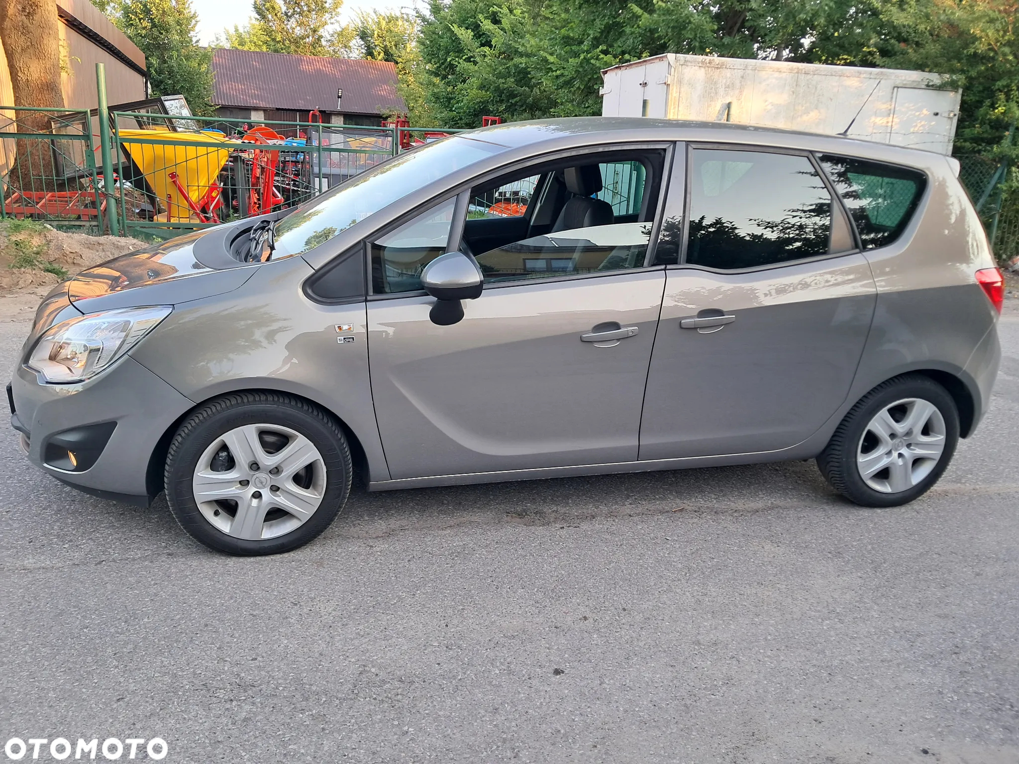Opel Meriva 1.4 Color Edition - 11