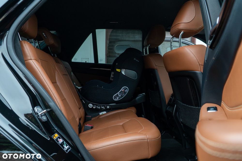 Mercedes-Benz GLE 350 d 4-Matic - 22