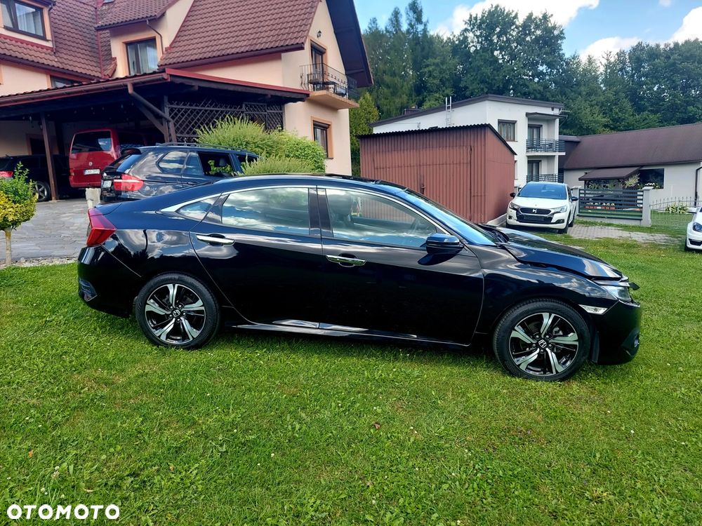 Honda Civic 1.5 i-VTEC Turbo CVT Executive - 8