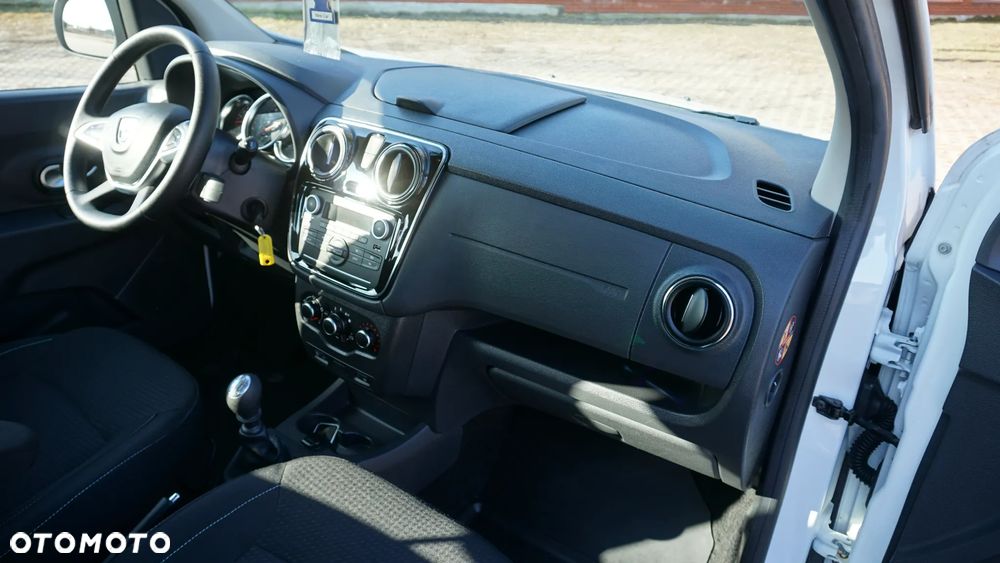 Dacia Lodgy 1.5 Blue dCi Laureate S&S EU6d - 24