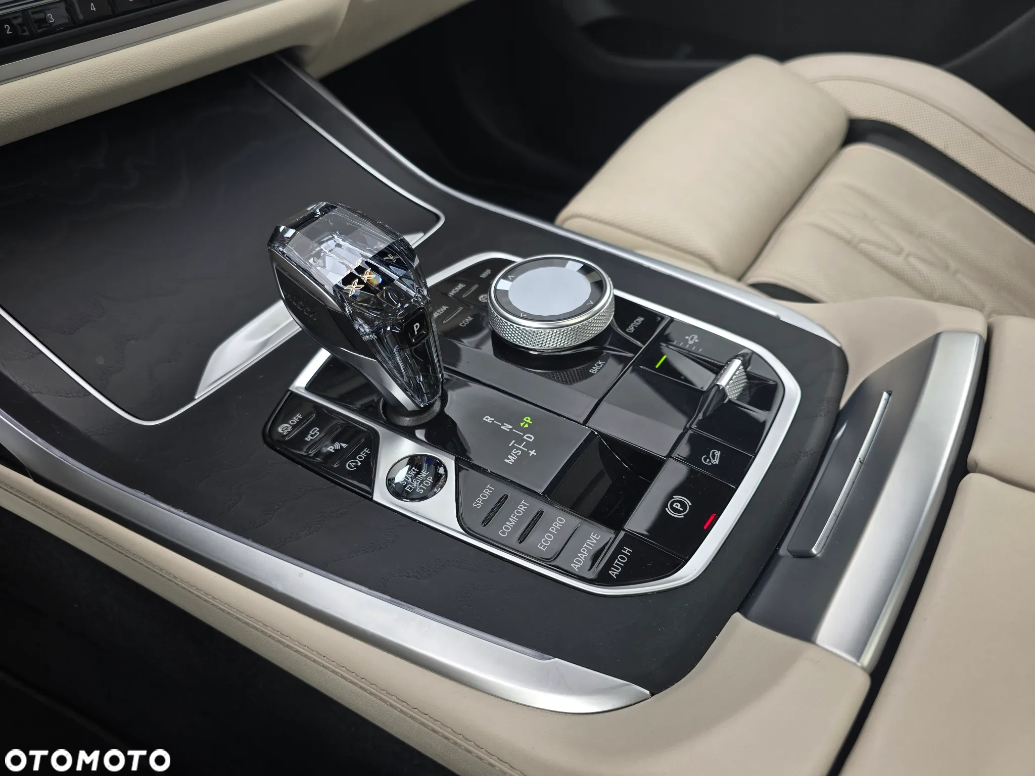 BMW X7 M50i sport - 16