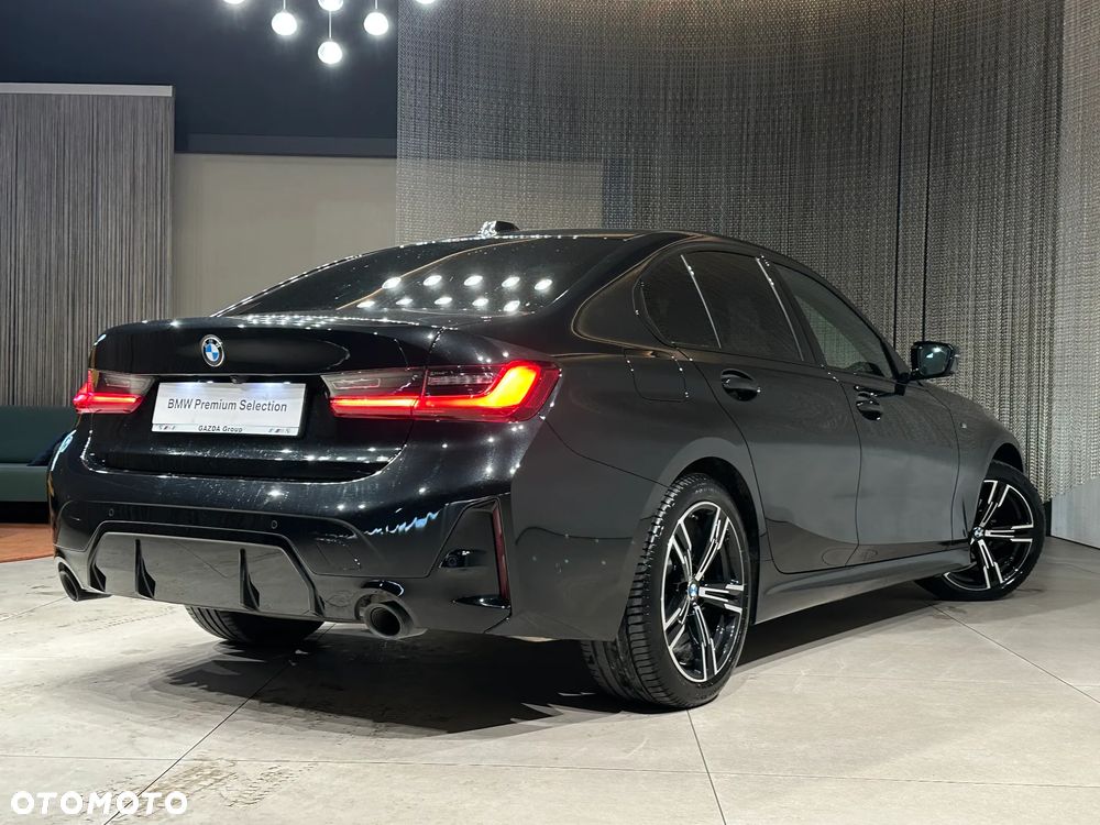 BMW Seria 3 318i M Sport - 2