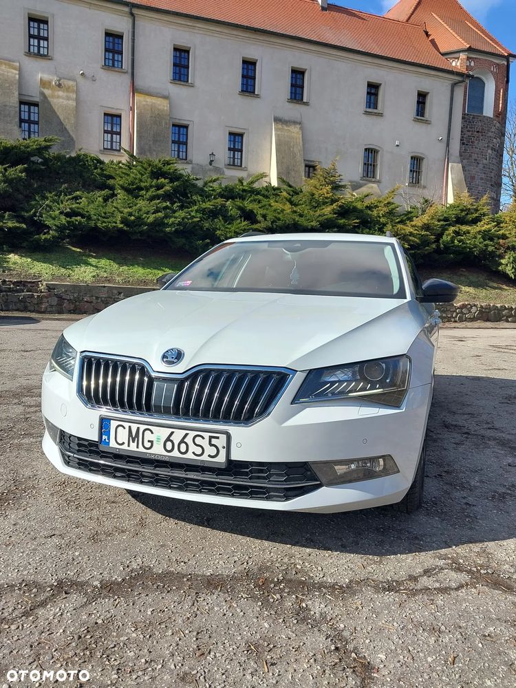 Skoda Superb 2.0 TDI Style DSG - 2