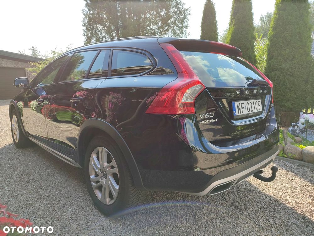Volvo V60 Cross Country D3 - 9
