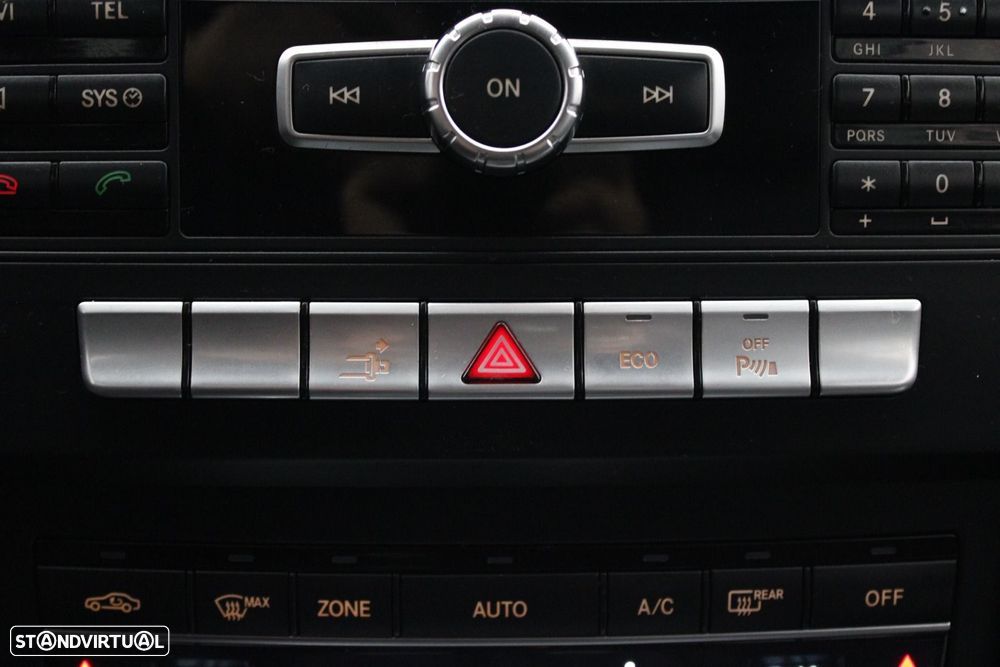 Mercedes-Benz E 220 CDi BlueEfficiency - 22