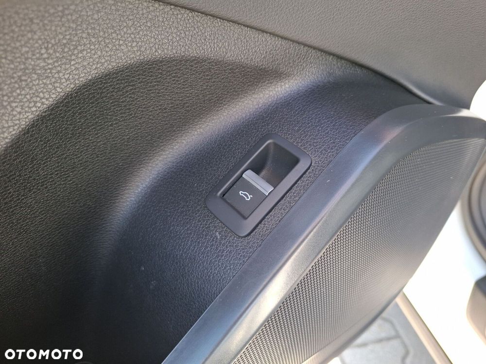 Audi Q5 Sportback - 24