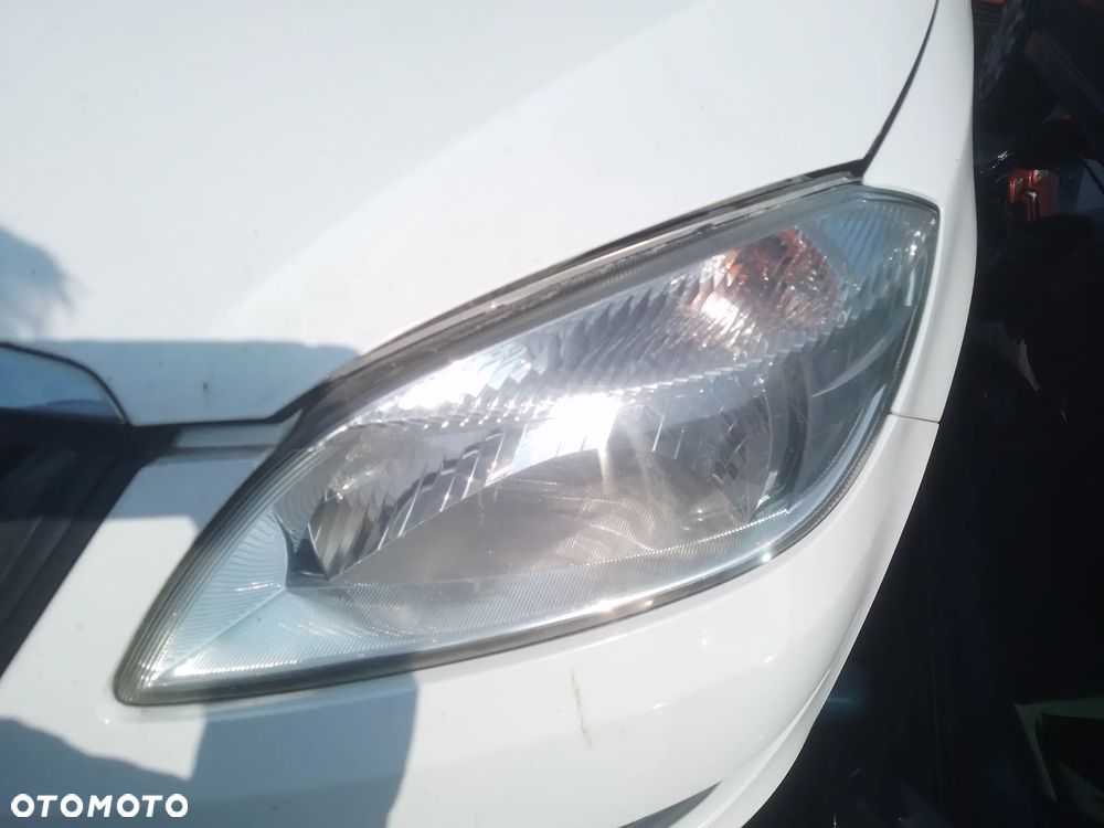 SKODA FABIA II 10-14 1.6 TDI LAMPKA PODSUFITKI PRZÓD - 14
