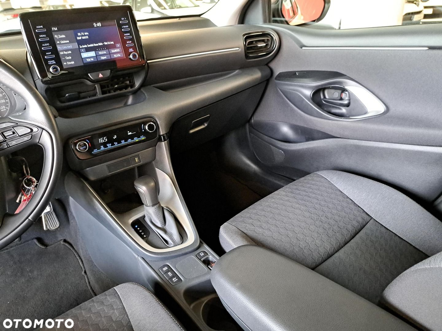 Toyota Yaris - 28