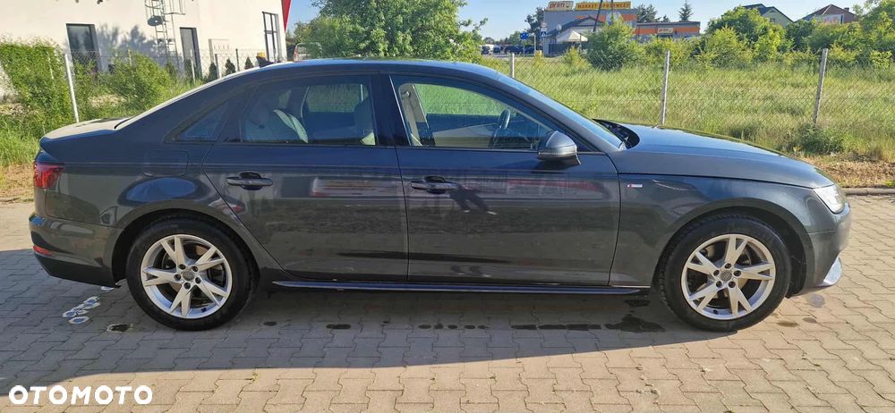 Audi A4 Limousine 2.0 TFSI ultra S tronic - 4