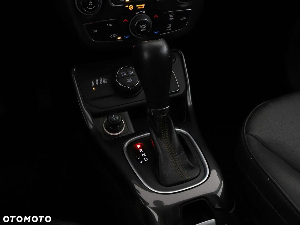 Jeep Compass 1.3 T4 4xe Automatik Limited - 31