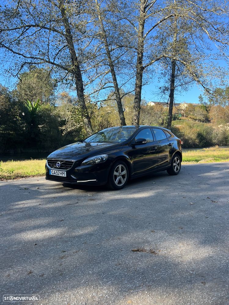 Volvo V40 D2 Kinetic - 1