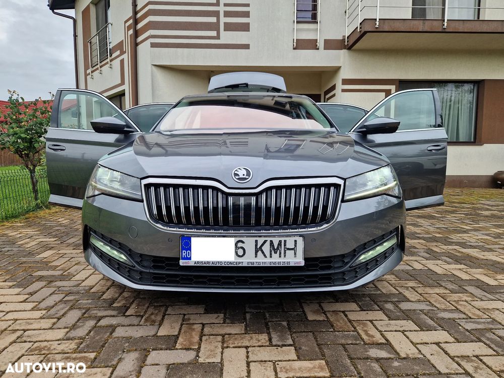 Skoda Superb 2.0 TDI DSG Ambition - 28