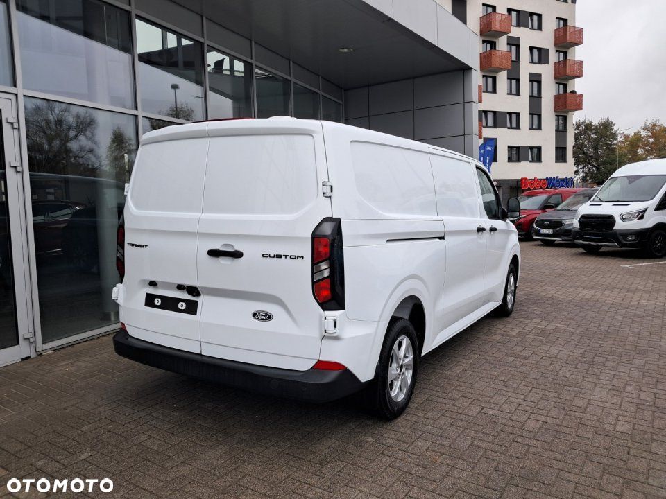 Ford Transit Custom - 8