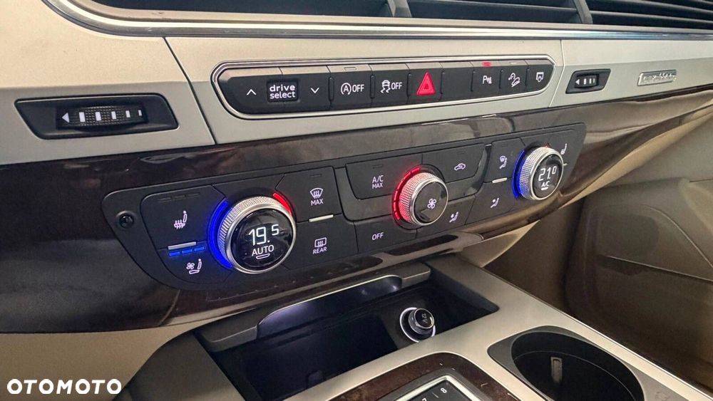 Audi Q7 - 21