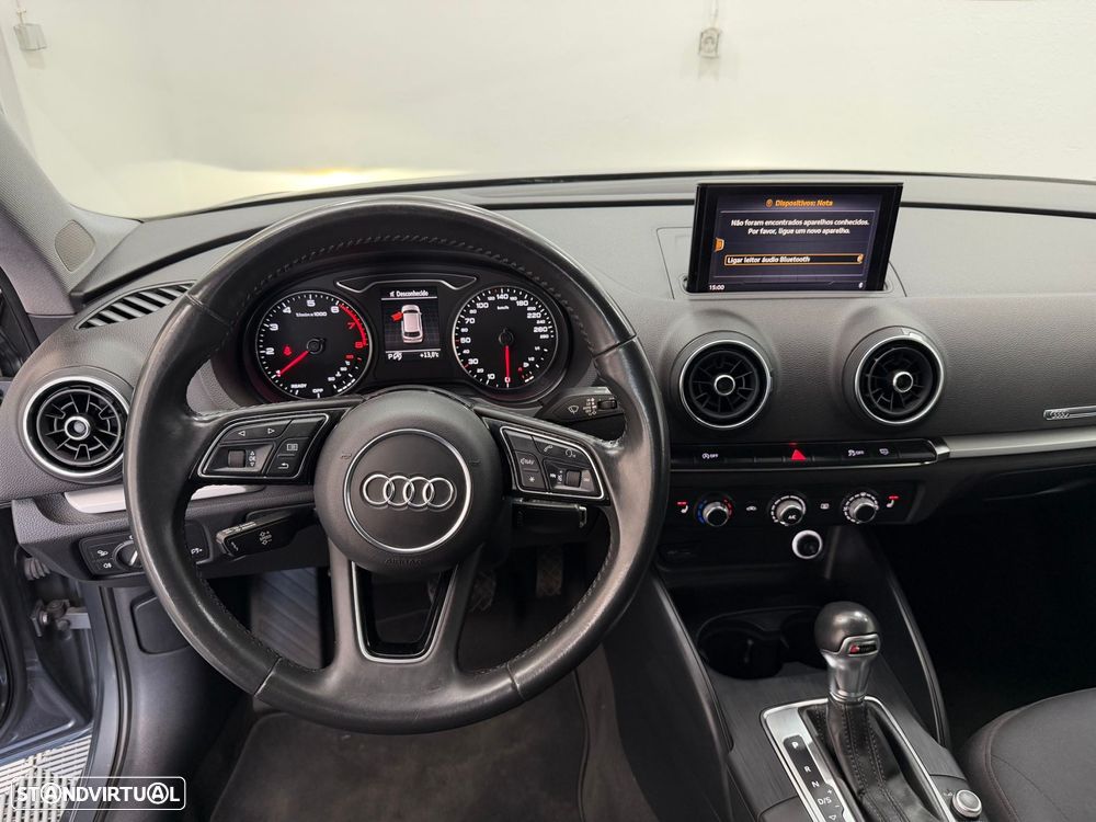 Audi A3 Sportback 30 TFSI Design S tronic - 6