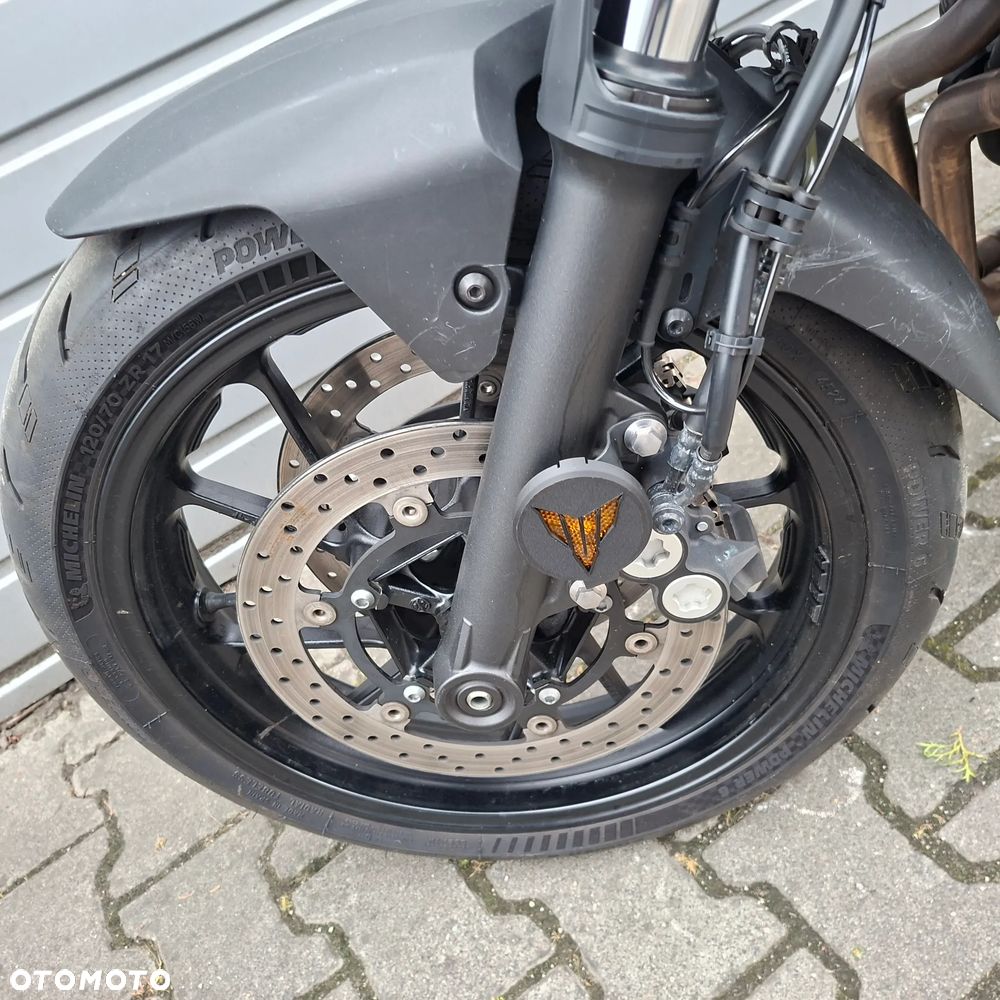 Yamaha MT - 12