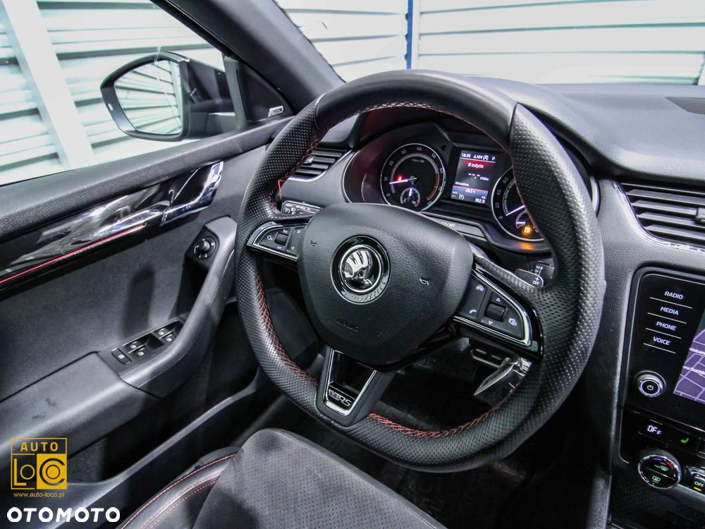 Skoda Octavia 2.0 TSI RS 245 DSG - 30