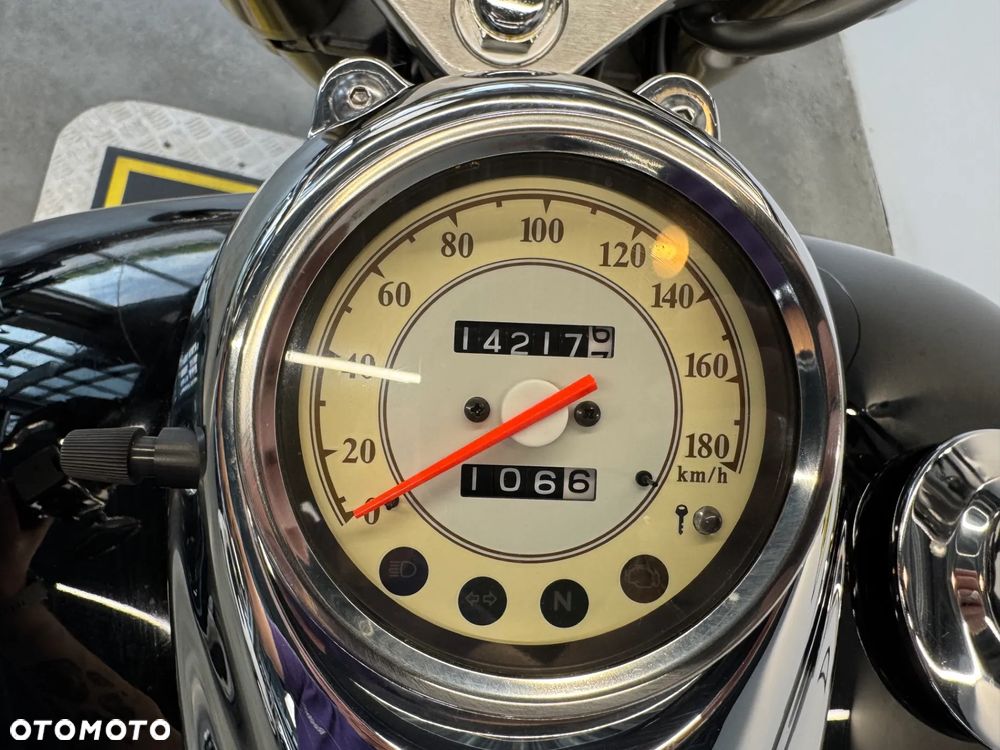 Yamaha Drag Star - 34