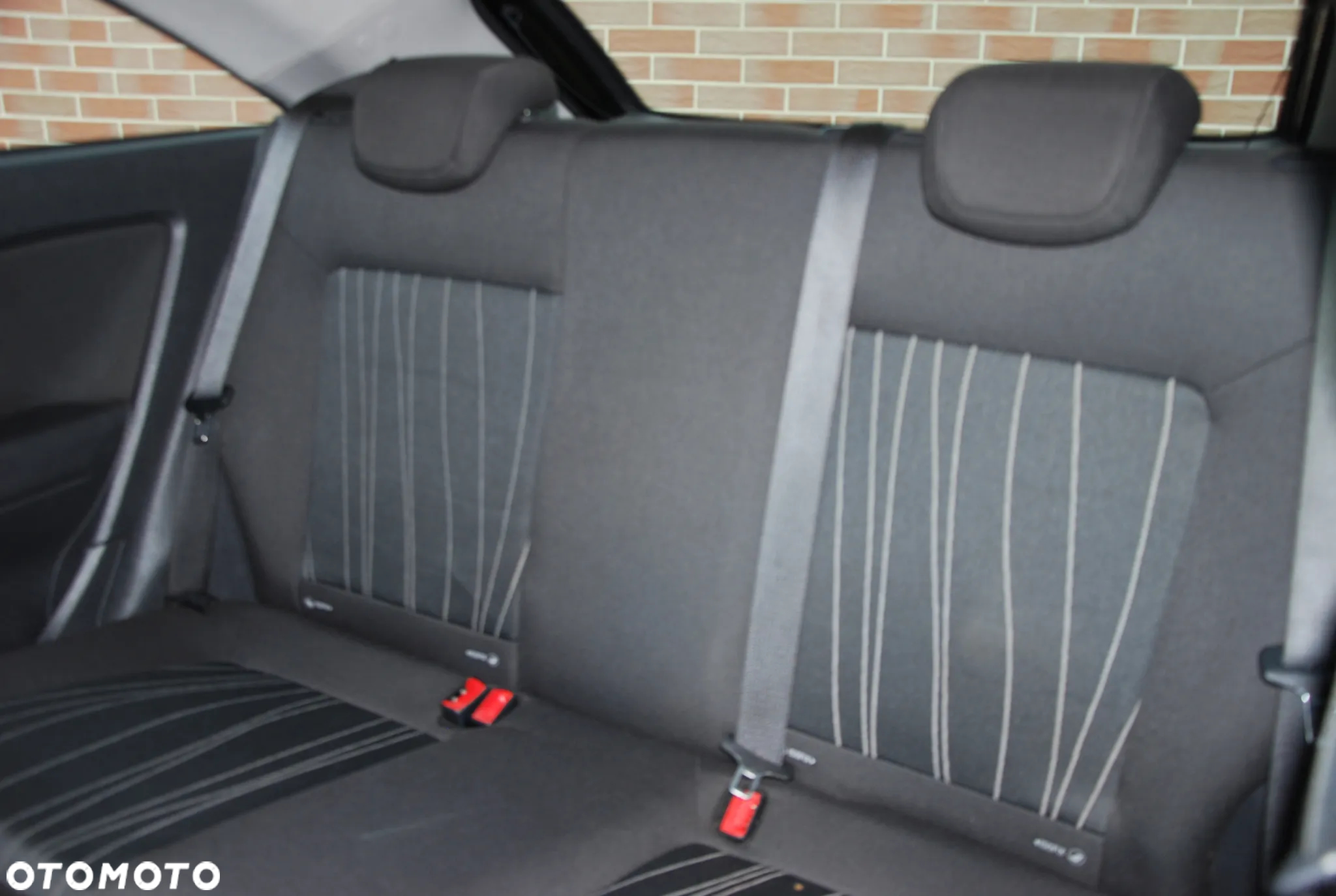 Opel Corsa 1.4 16V Enjoy - 19