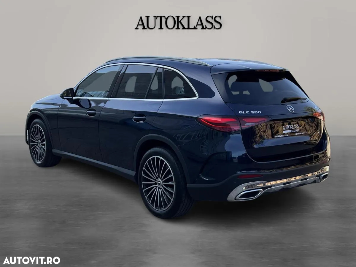 Mercedes-Benz GLC 300 4MATIC MHEV - 3