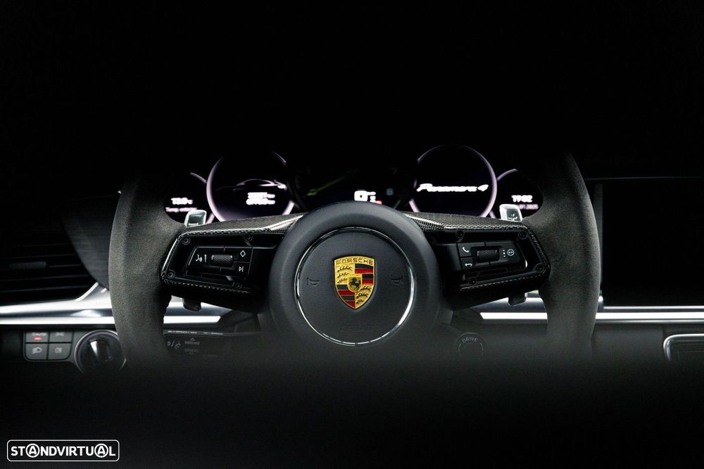 Porsche Panamera Sport Turismo 4 E-Hybrid Platinum Edition - 31