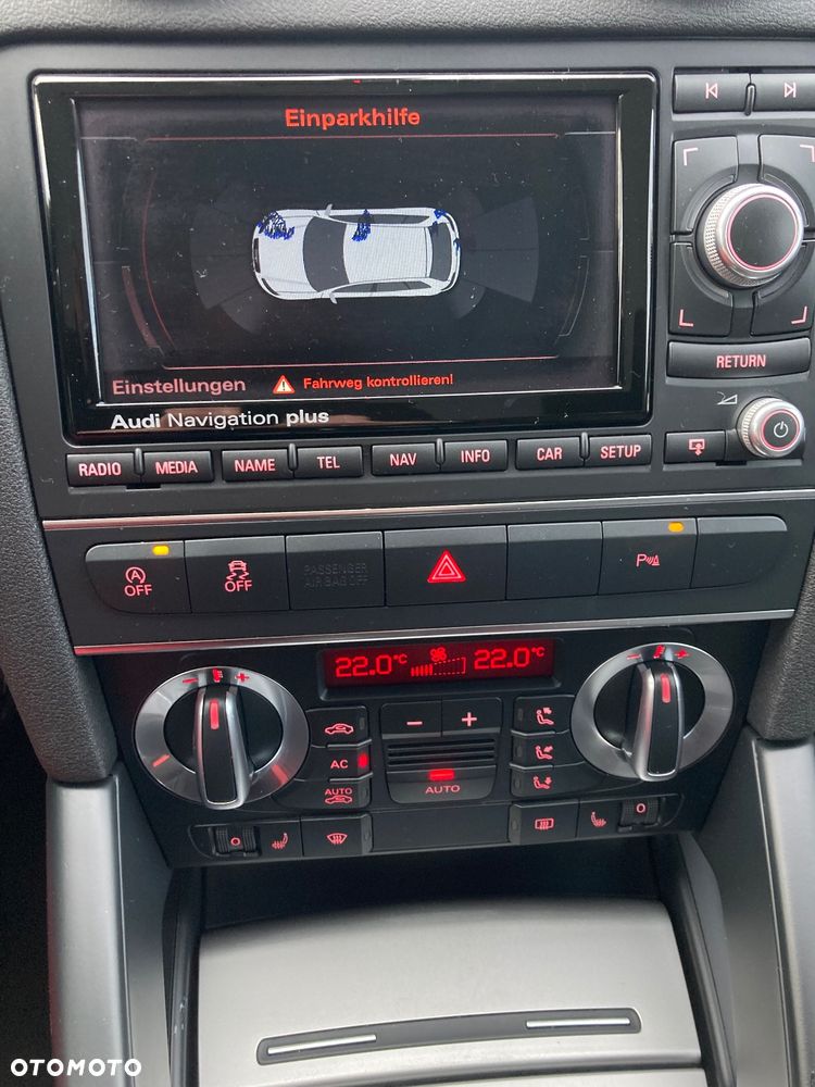 Audi A3 Sportback 2.0 TDI DPF Quattro Ambiente - 16