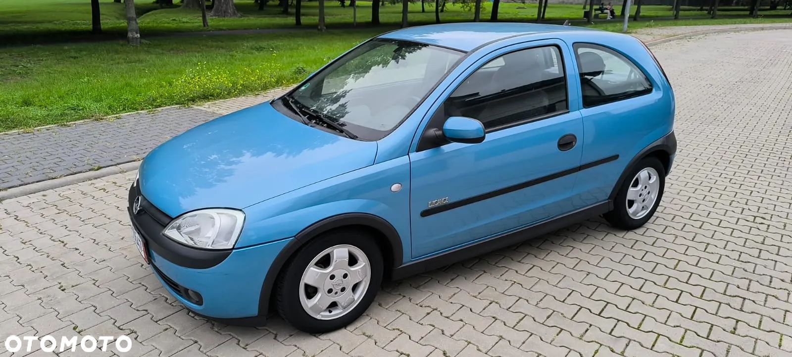 Opel Corsa 1.2 16V Elegance Easytronic - 1