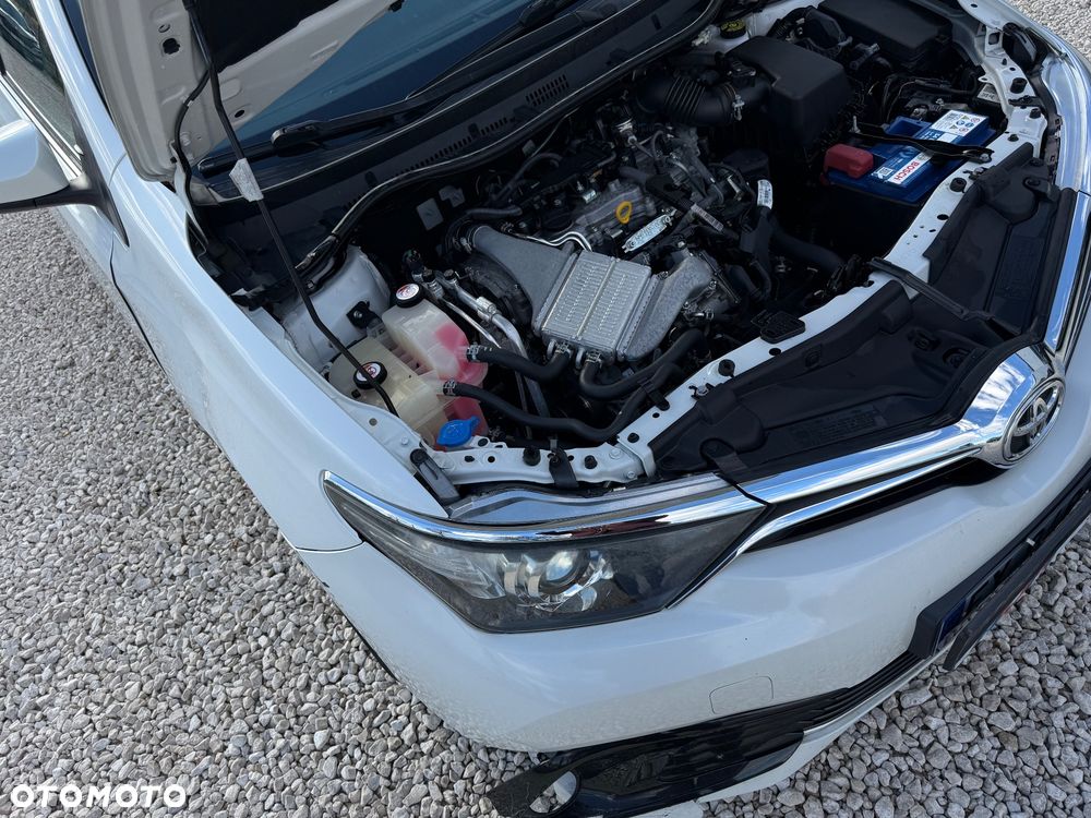 Toyota Auris - 24