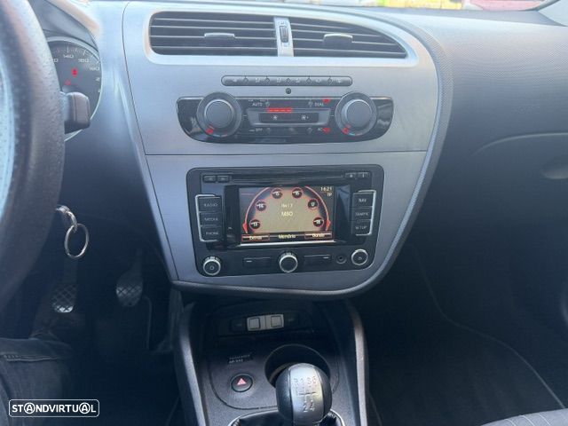SEAT Leon 1.6 TDI ECOMOTIVE Style - 16