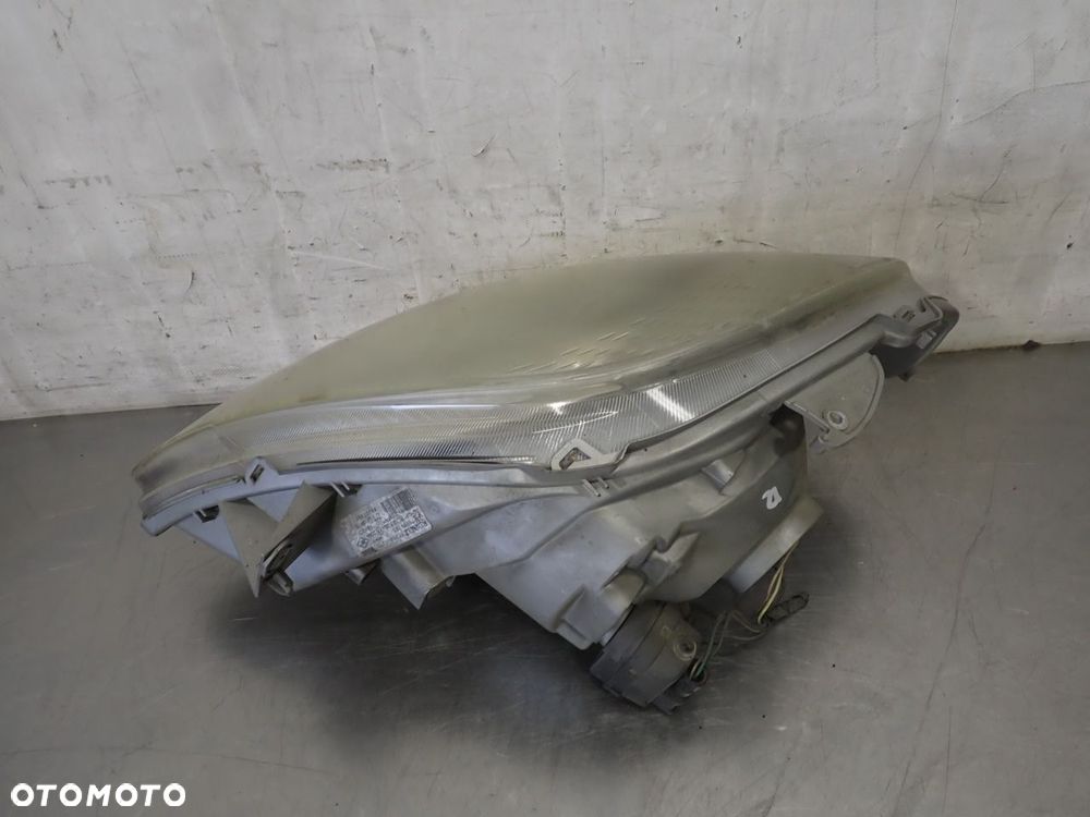 LAMPA PRAWA PRZEDNIA RENAULT TRAFIC II 1.9 - 2