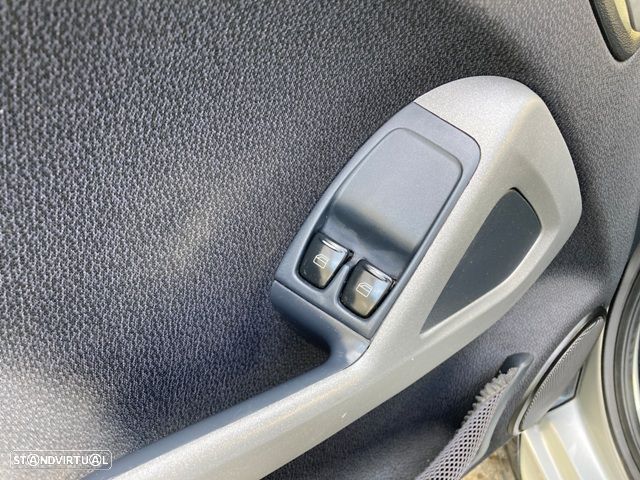 Smart ForTwo Coupé 0.8 cdi Passion 54 Softouch - 17