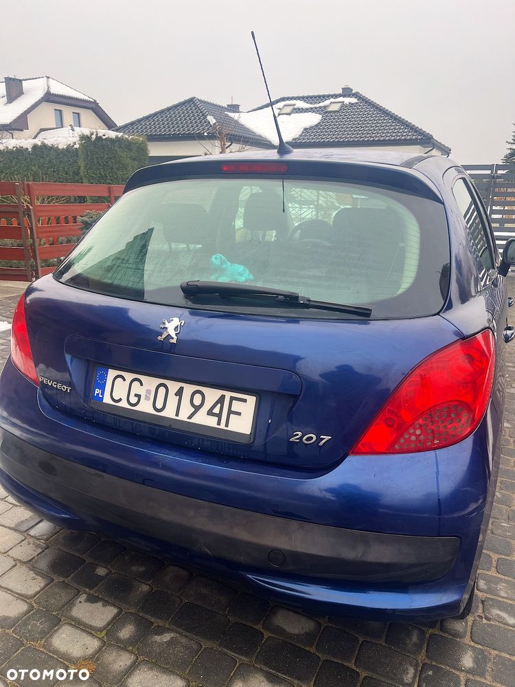 Peugeot 207 - 7