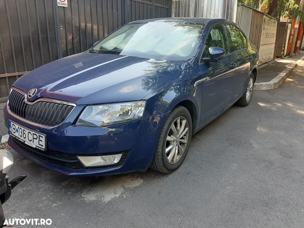 Skoda Octavia 1.6 TDI 4X4 Ambition - 1
