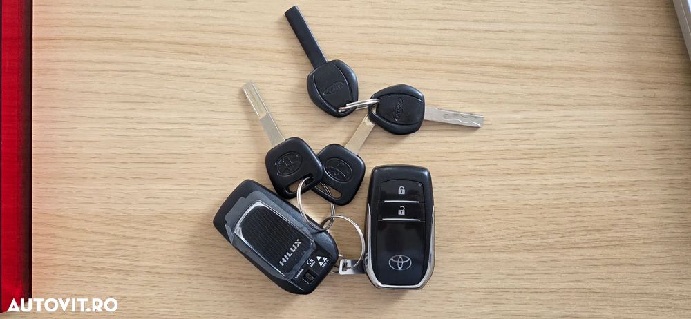 Toyota Hilux 4x4 Double Cab A/T Invincible - 29