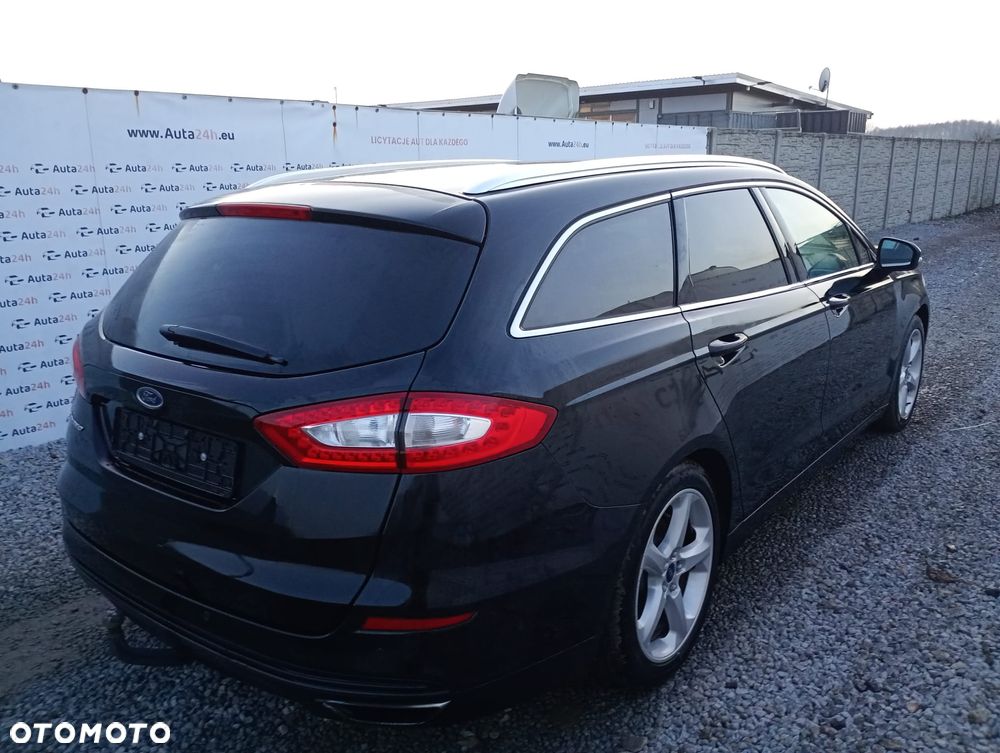 Ford Mondeo 2.0 SCTi Titanium - 13