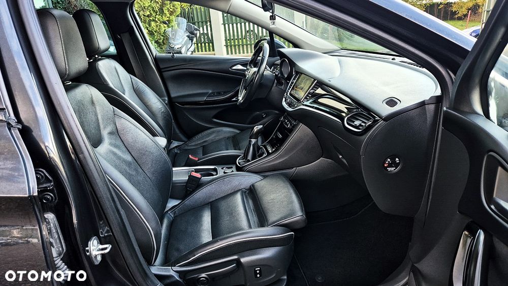 Opel Astra 1.6 T Enjoy S&S - 38