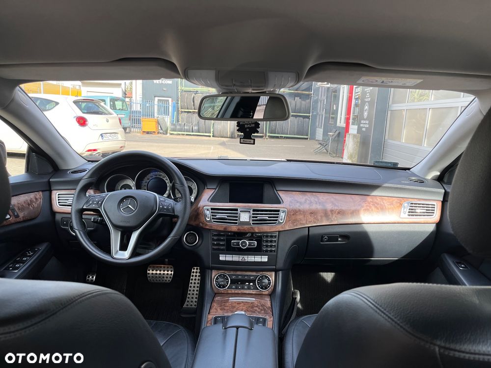 Mercedes-Benz CLS 500 4-Matic 7G-TRONIC - 16