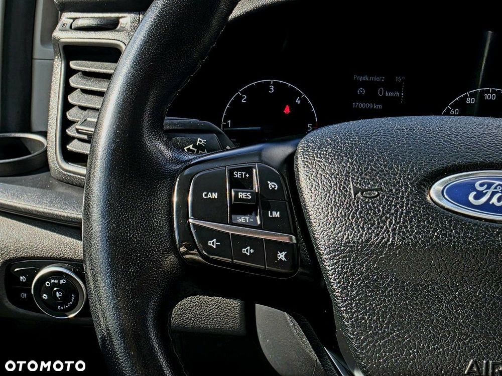 Ford Transit Custom - 23