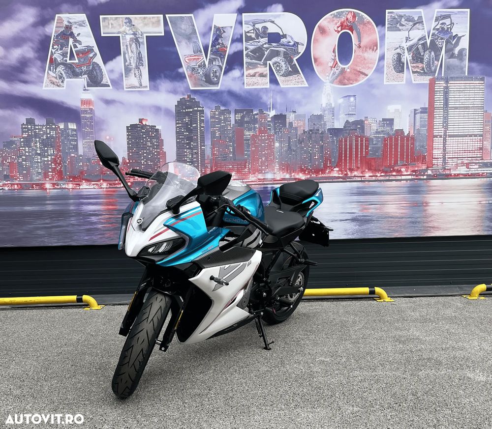 CF Moto 250SR - 2