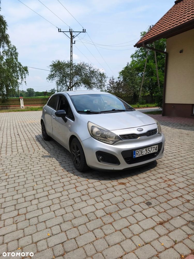 Kia Rio 1.4 crdi M (klm) - 5