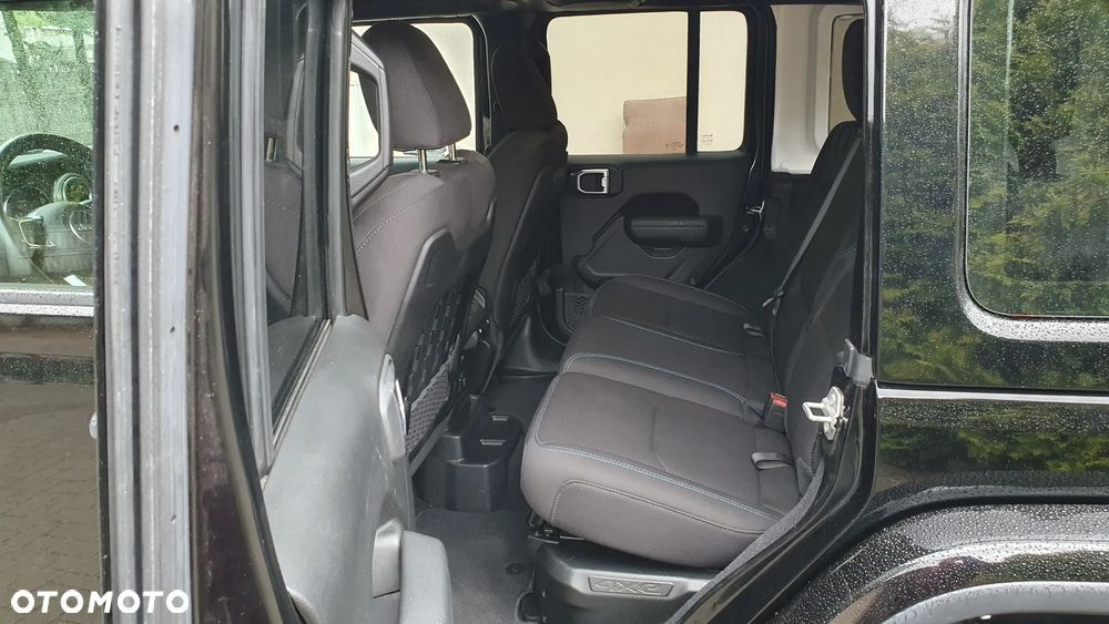 Jeep Wrangler Unlimited 2.0 Turbo PHEV 4xe Rubicon - 17