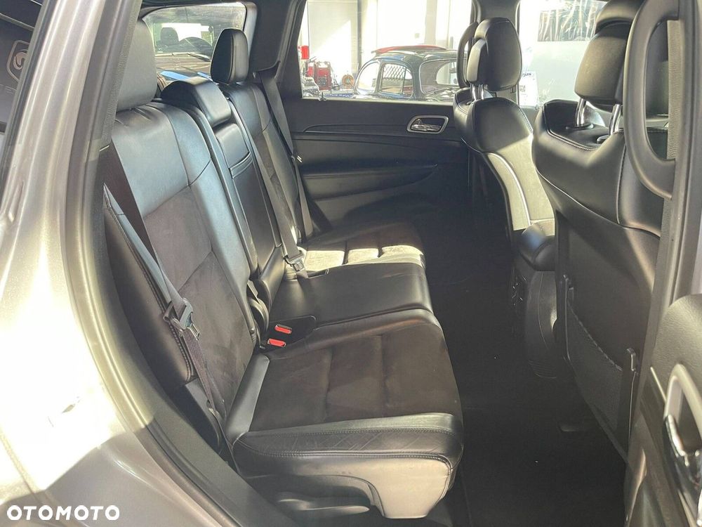 Jeep Grand Cherokee - 14