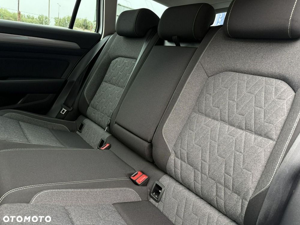 Volkswagen Passat 1.5 TSI EVO Business - 36