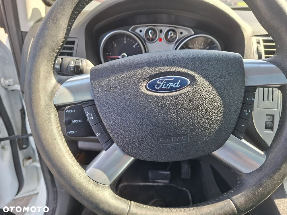 Ford Kuga 2.0 TDCi 4x4 Individual - 10