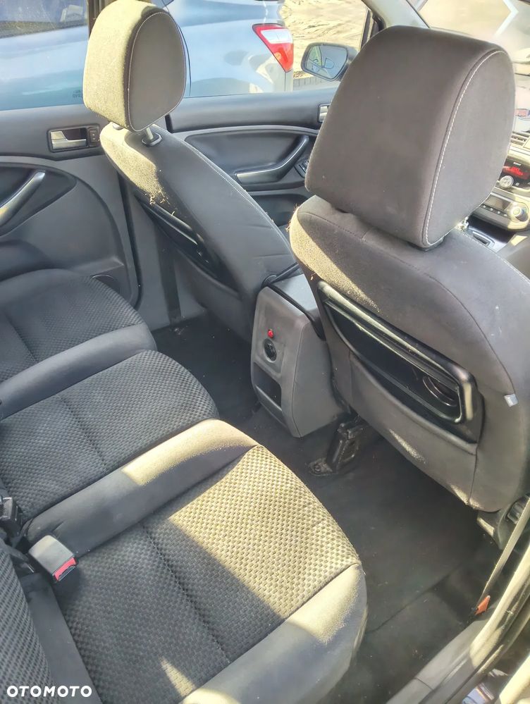 Ford C-MAX 2.0 TDCi Titanium - 10