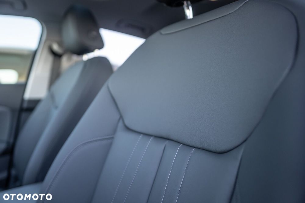 Audi Q3 Sportback - 11