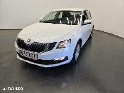 Skoda Octavia - 3