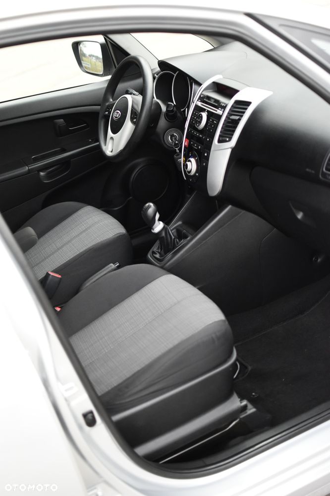 Kia Venga 1.4 L - 33